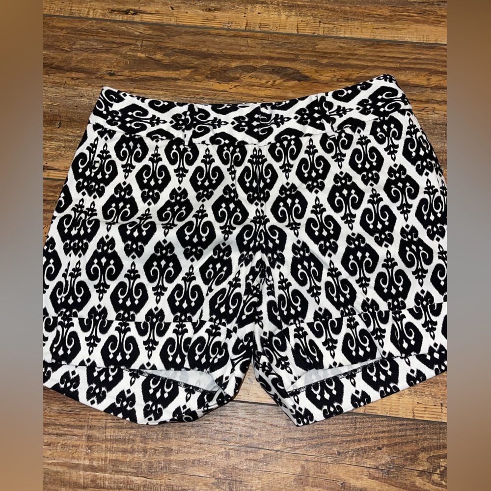 White House Black Market black and white shorts